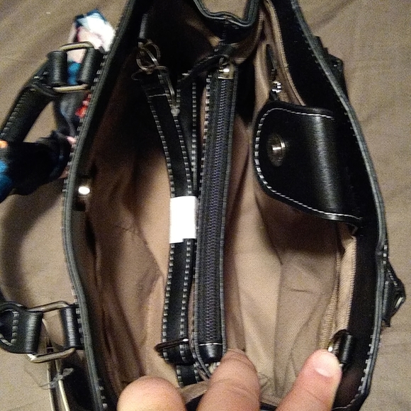 London Fog bag - Picture 4 of 4
